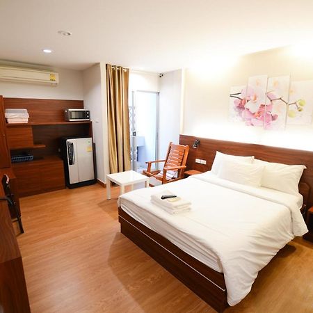 Thaiphiphat House Bangkok Luaran gambar
