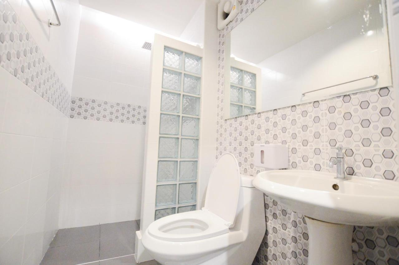 Thaiphiphat House Bangkok Luaran gambar